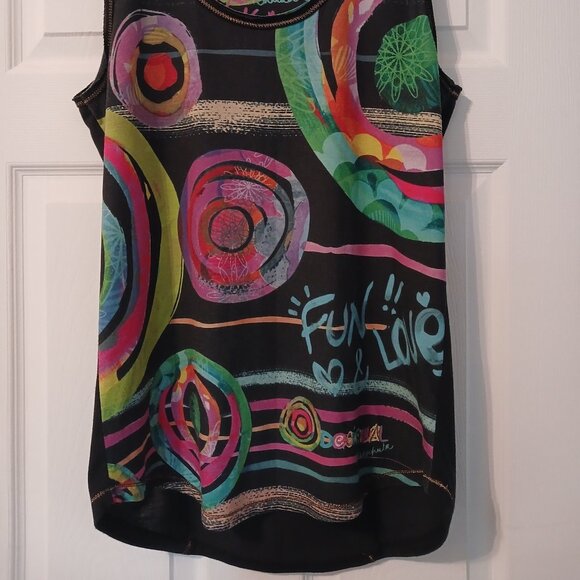 Desigual Tank Size M Colorful Tee Top - Picture 3 of 9